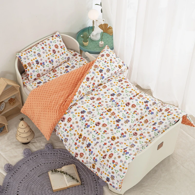 A类婴幼儿园三件套被套床垫套全棉豆豆绒儿童卡通秋冬季新款