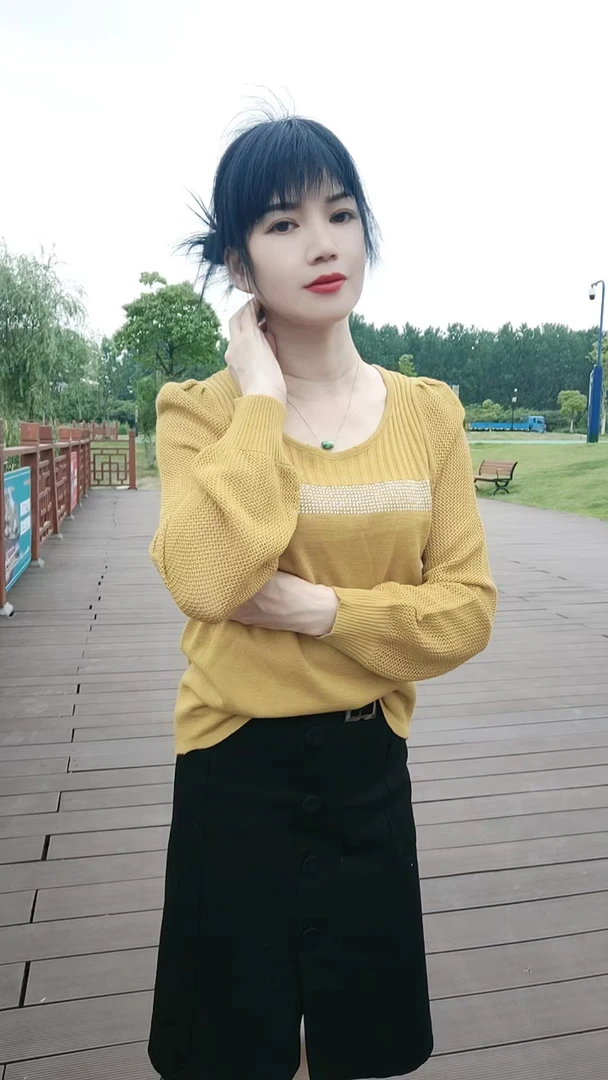 女装针织毛衣时尚毛衣