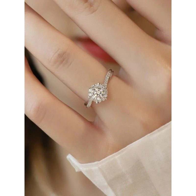 925银莫桑石戒指 【星织】50-1克拉时尚情侣结婚钻戒//合成碳硅石