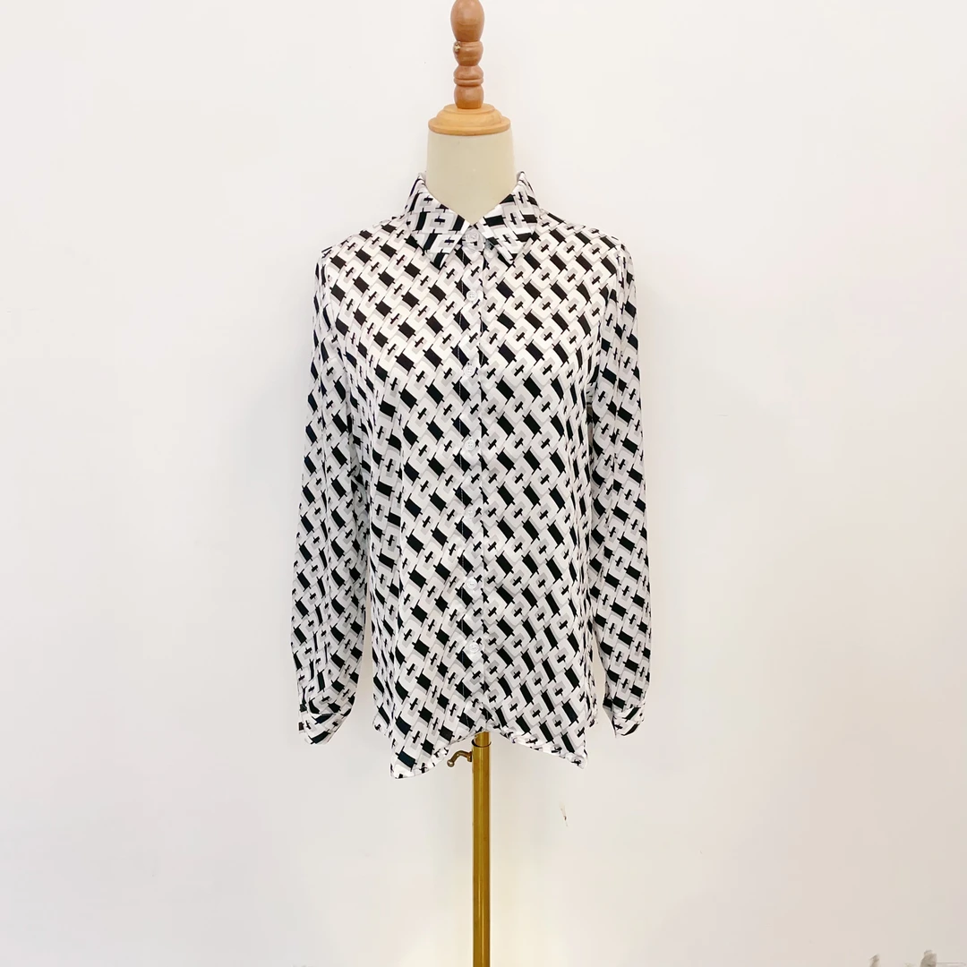 时尚印花翻领长袖衬衫2024早秋新款气质通勤单排扣女士上衣