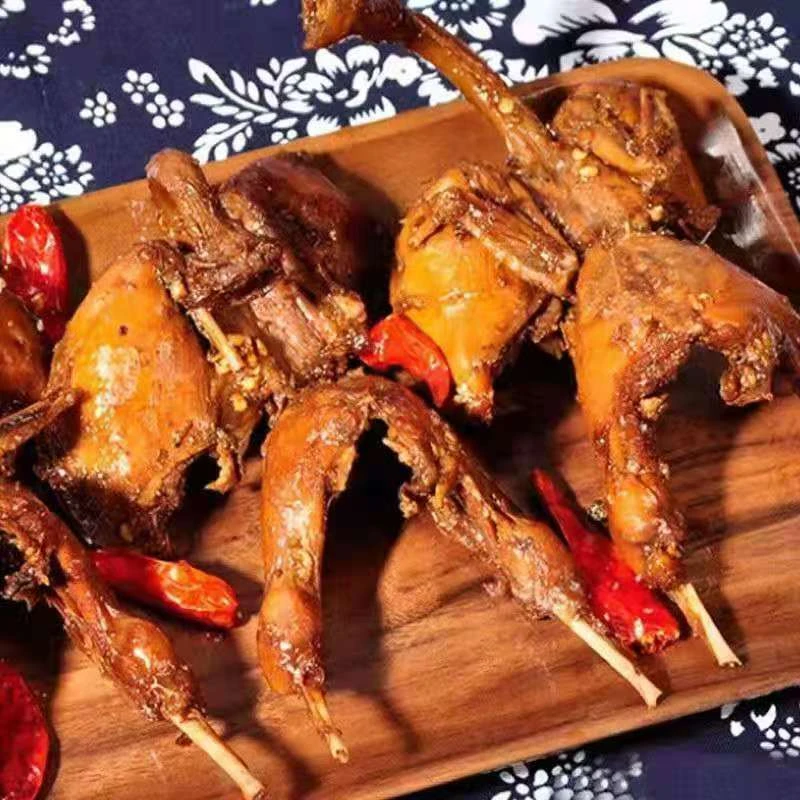 新鲜鹌鹑肉剥皮鹌鹑