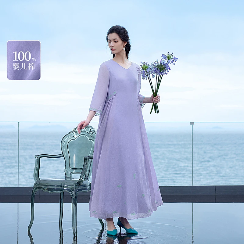 生活在左婴儿棉绣花连衣裙复古优雅宽松显瘦秋季新品长裙1943095