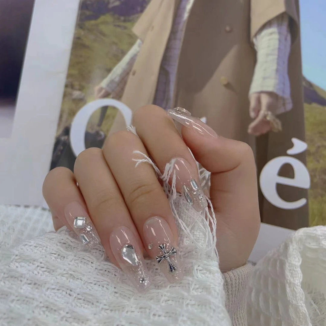 A1647时尚亮钻 穿戴甲ins风 简约百搭显白亮钻