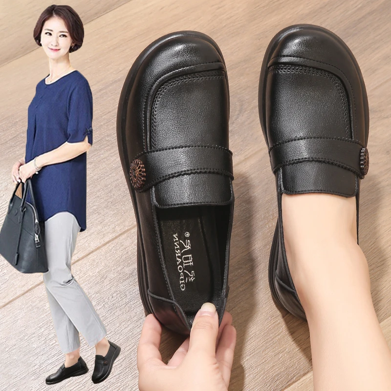 妈妈鞋单鞋春秋中年皮鞋软底中老年女鞋老人防滑闰月奶奶舒适平底