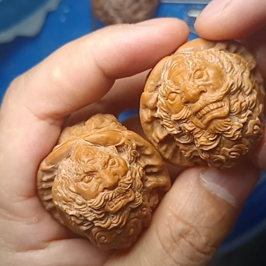核桃核雕核桃雕刻