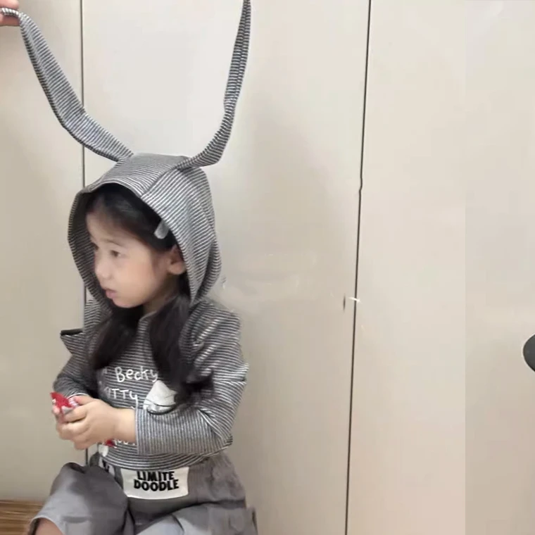 【自播】女童套装2024新款秋装学院风童装洋气宝宝灰色条纹上衣