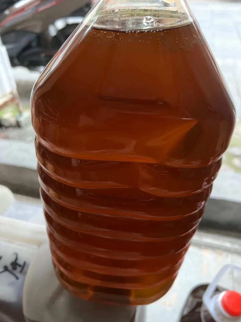 山茶油刚打出来的散装