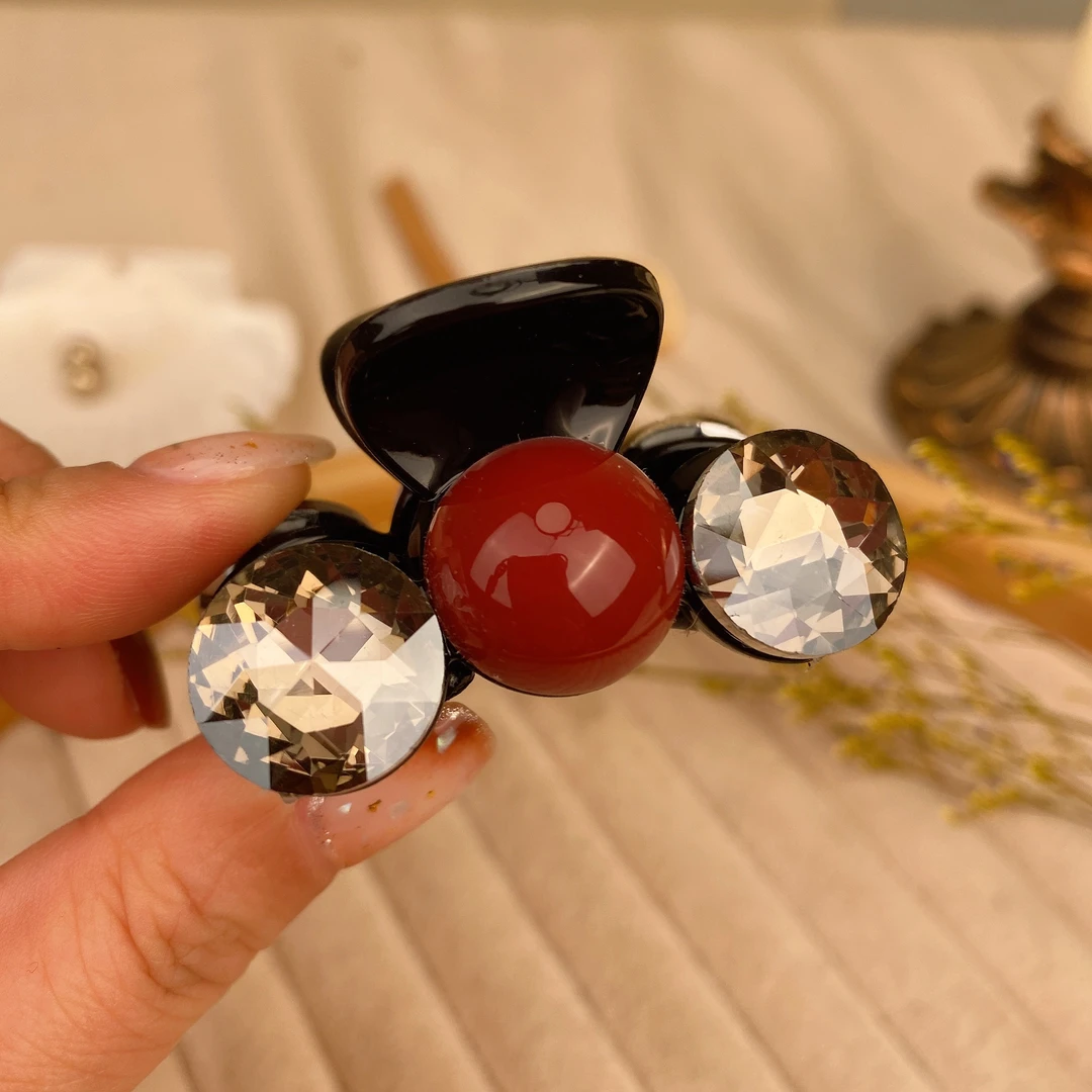 M876法式复古高级感闪钻小抓夹半扎发设计感小夹子百搭可爱时尚夹