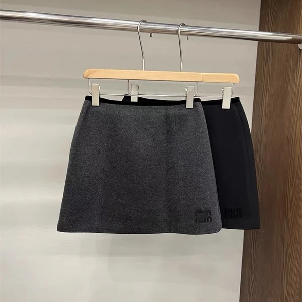 晓雅家2024秋冬羊毛缪家时尚百搭半裙半身裙