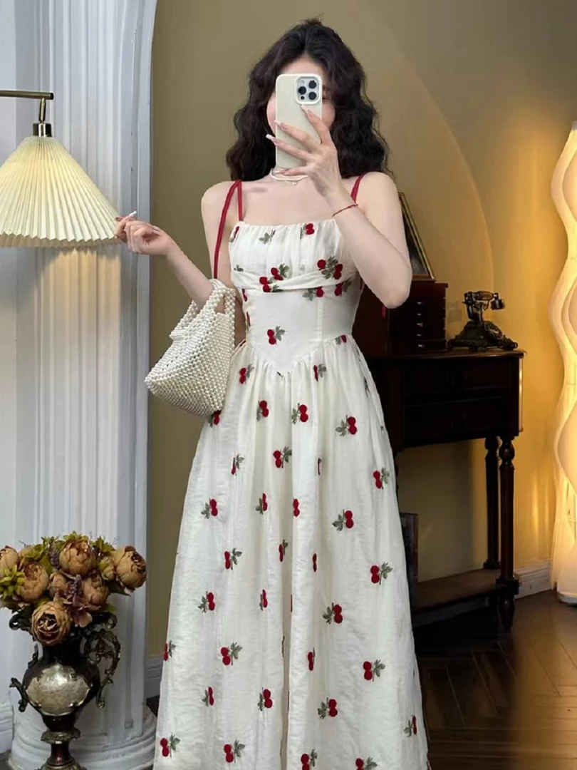 四季清仓孤品连衣裙