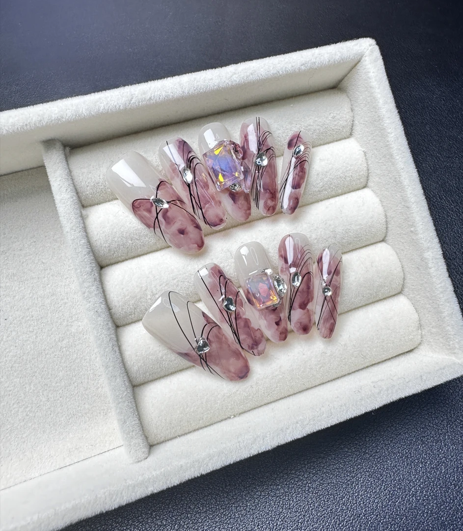 #196晕染手绘穿戴甲温柔手工美甲长款显白手工穿戴甲