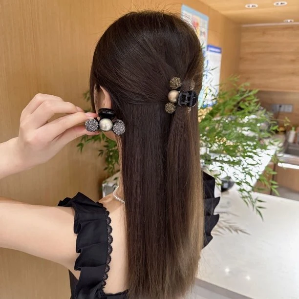 秋冬温柔披肩发抓夹轻奢贝珠闪锆夹子刘海高马尾夹气质发夹高颜值