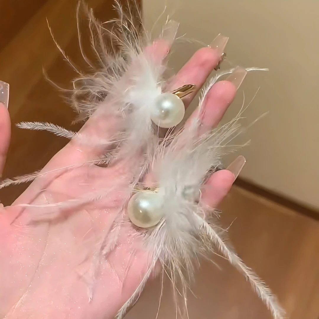 2023ins风羽毛发夹高级感鸭嘴夹鸵鸟毛侧边夹女后脑勺发饰