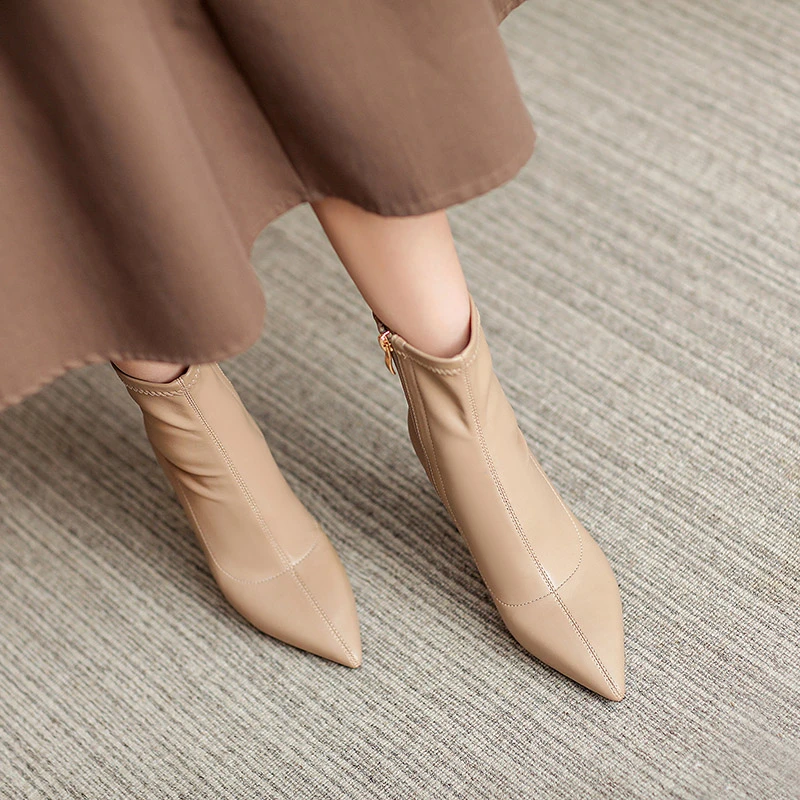 飞燕女鞋2023秋冬新款时尚靴子中筒尖头细跟短靴气质高跟鞋瘦瘦靴