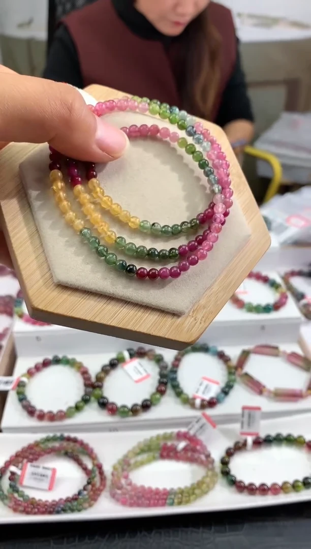 【闪购商品】碧玺手串未镶嵌多样性发一条