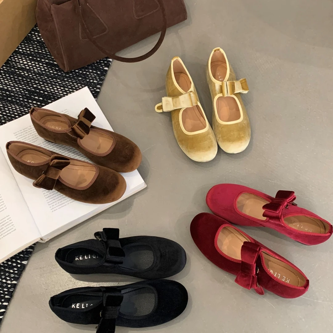 法式一字带丝绒蝴蝶结玛丽珍鞋女2024春秋新款粗跟芭蕾单鞋奶奶鞋