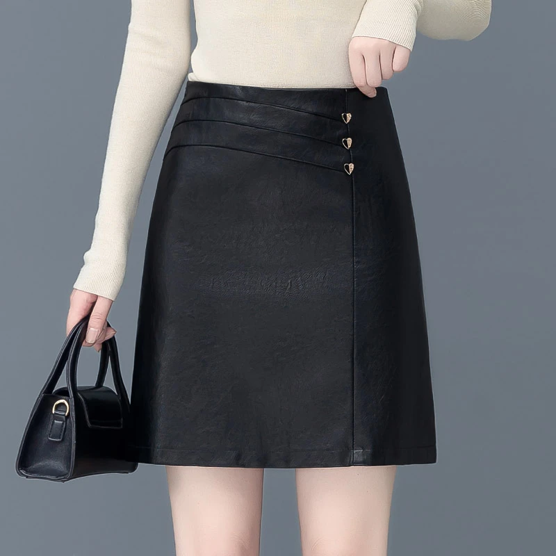 气质洋气皮裙女春秋季2024新款小个子高腰显瘦半身裙包臀PU皮短裙