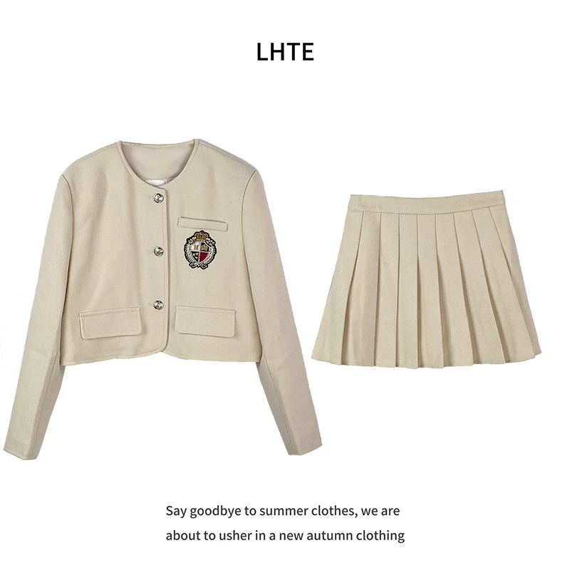 【青青定制】大码女装气质短款学院风套装冬季外套+短裙两件套T0902
