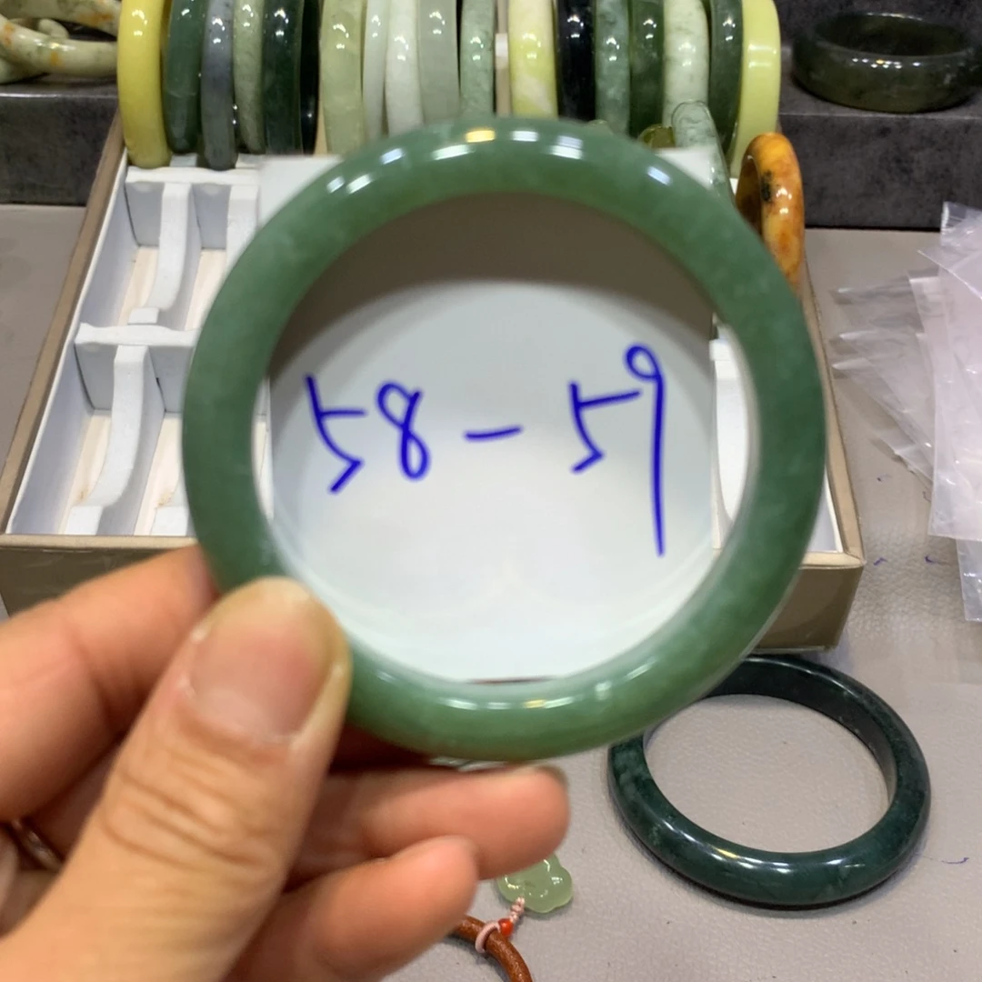 岫玉手镯未镶嵌手镯62