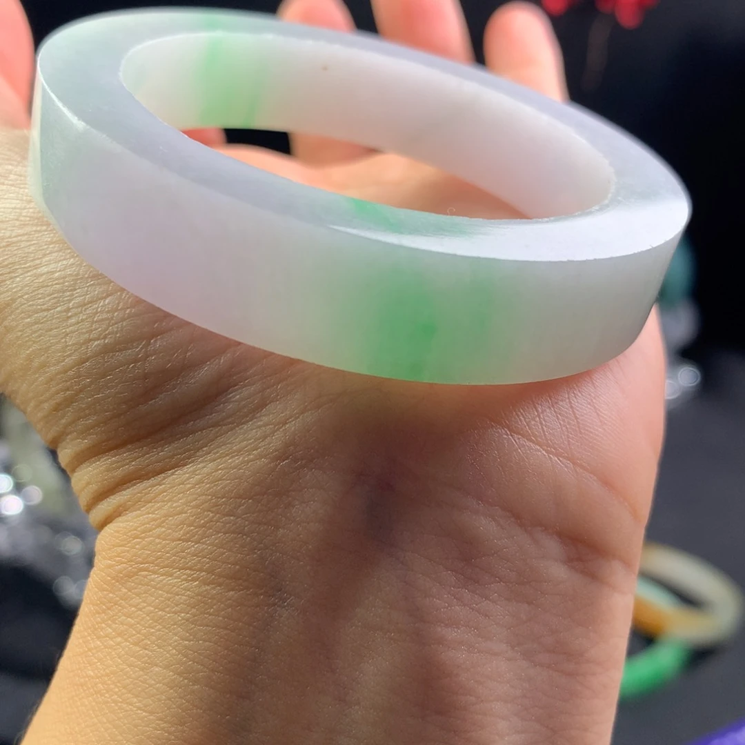 定制翡翠翡翠手镯未镶嵌