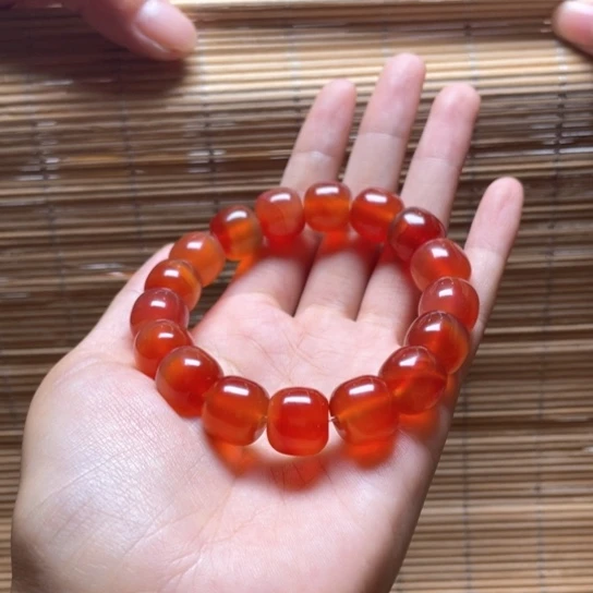 玛瑙/玉髓手链未镶嵌百****?