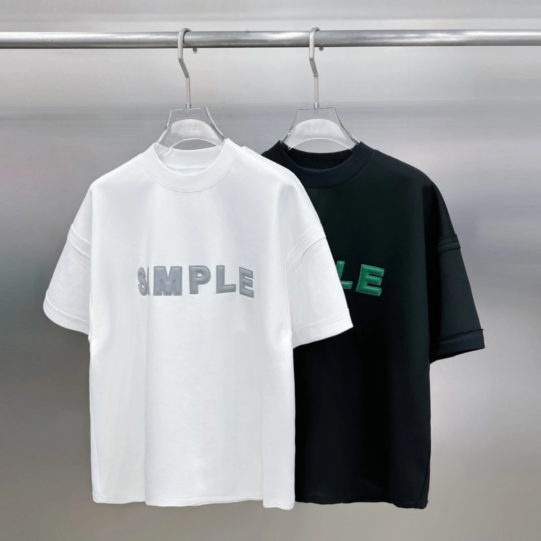 shejie/摄界simple短T：贴皮绣反面车缝太空棉重磅300克百搭时尚