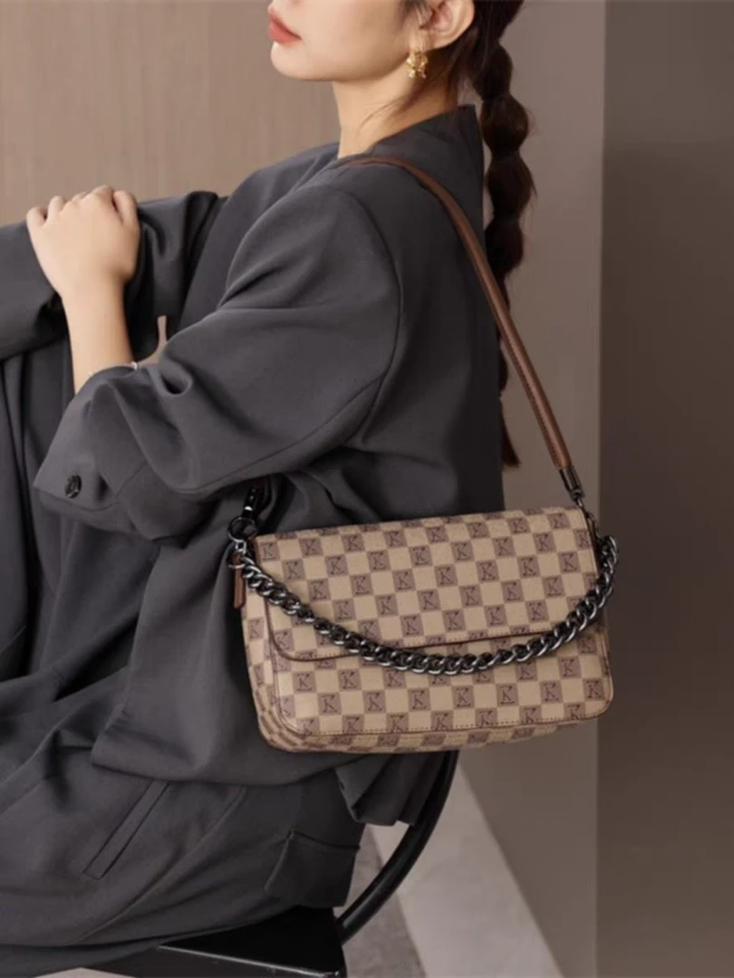 艾薇思曼女包2024新款小方包原创高级感大容量时尚百搭单肩斜挎包