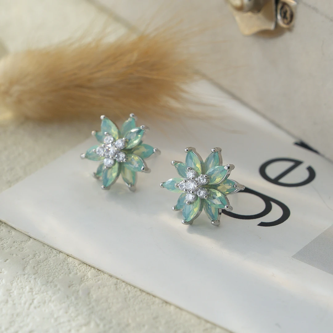 铜合金耳饰 357 优雅绿色小清新时尚薄荷漫波甜美小巧日常耳钉