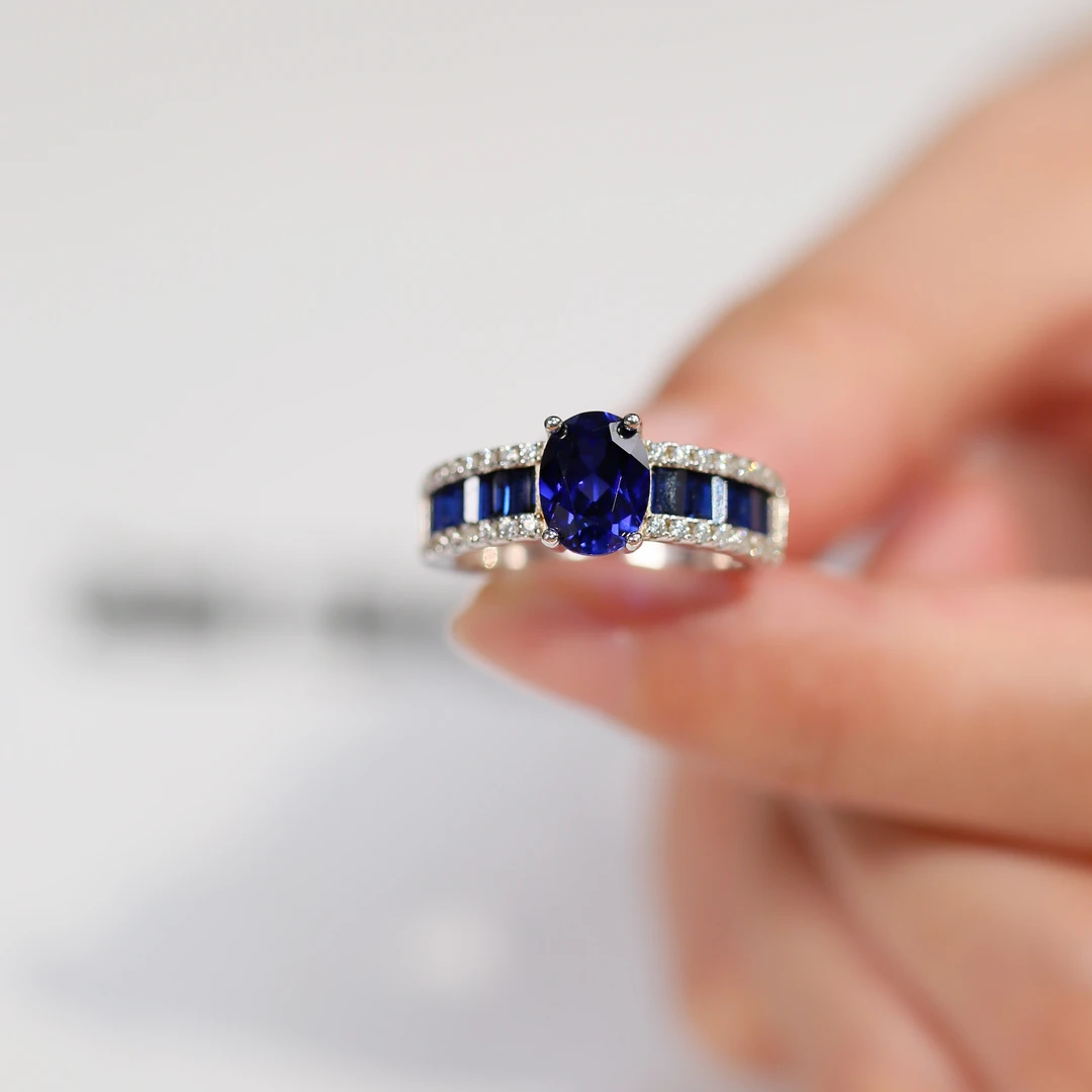 925银戒指 金杰福【蓝阶梯】s925银1.5克拉蓝色椭圆形气质戒指