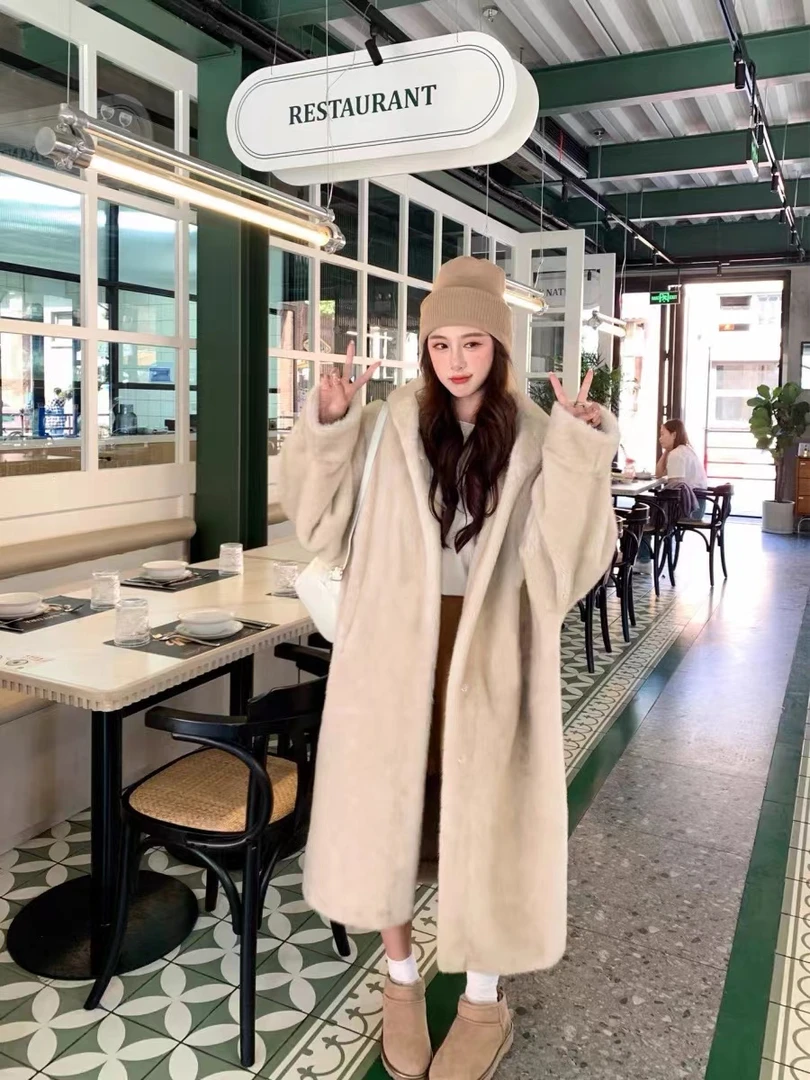 】2025海宁皮革城冬季新款韩版西装领加厚保暖