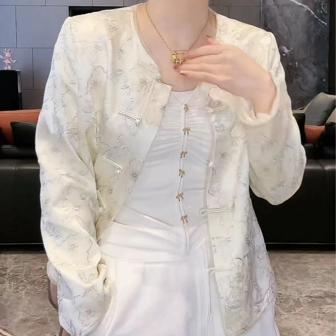 金银线绣花珍珠盘扣中式外套 W25