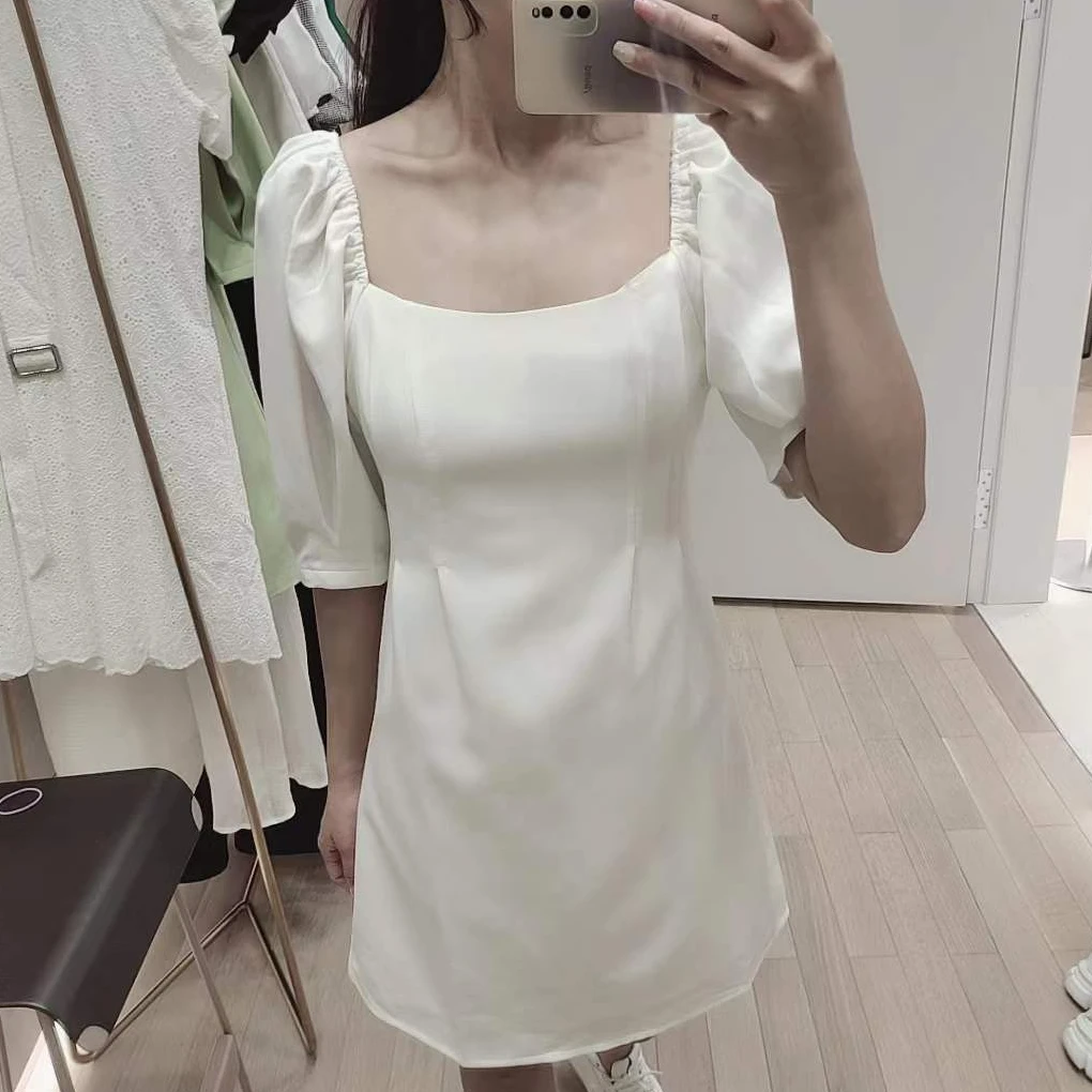 JX16  方领泡泡袖连衣裙