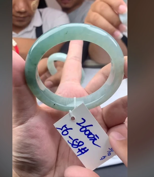 【缅翠手镯之旅】缅甸翡翠毛货需精细抛光+多样手镯+2600元036