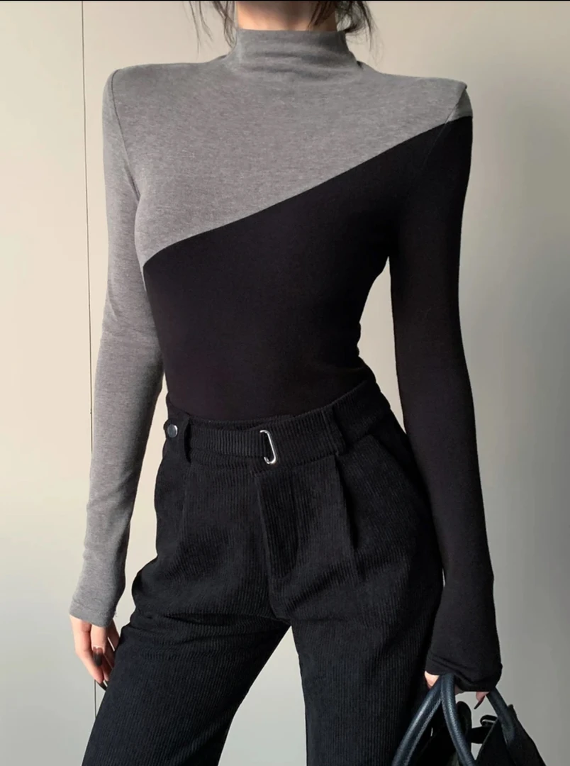 时尚拼色长袖针织打底衫+高腰灯芯绒直筒休闲裤