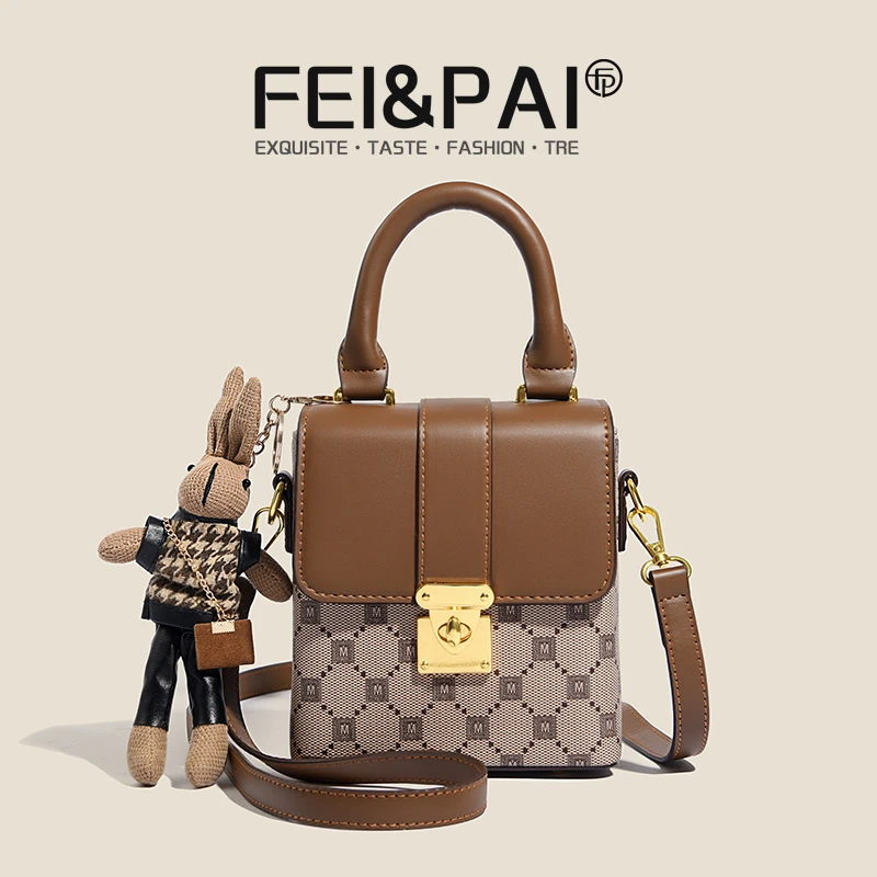 2024新款高级感经典流行包包小众单肩手机包女斜挎小方包潮1058xh