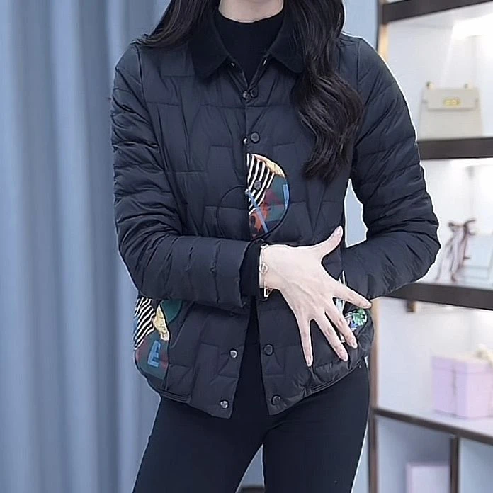 短款高档羽绒服2024冬季新款保暖时尚减龄显瘦白鸭绒妈妈外套上衣