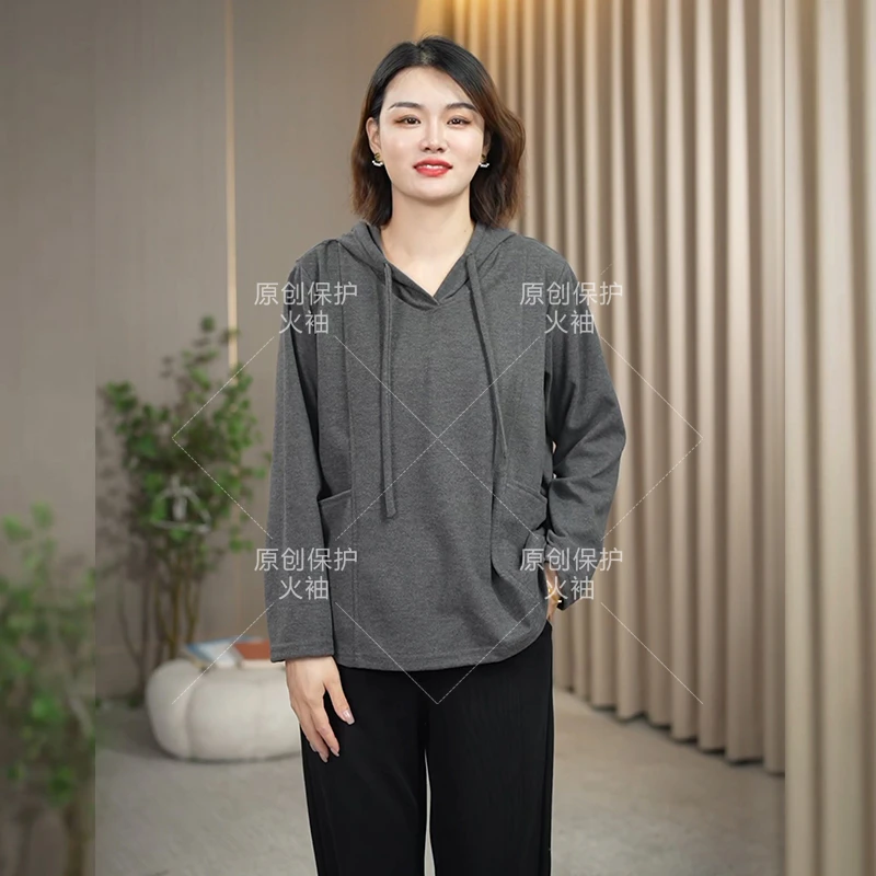 火袖D979连帽纯色上衣女2024新款宽松休闲百搭遮肚子妈妈装卫衣