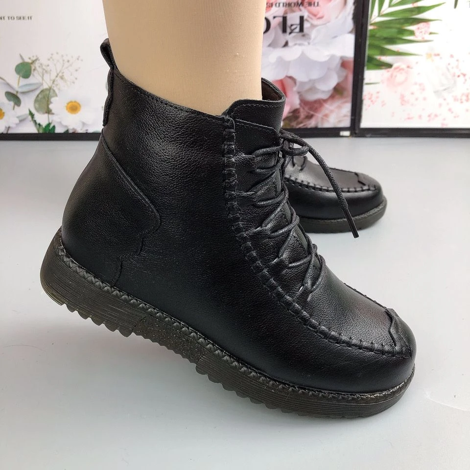 2024棉鞋女冬季新款加绒保暖软底软皮防滑牛筋底平底中年妈妈短靴