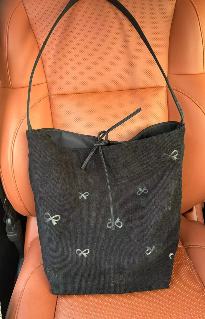 H051-100时尚女包休闲夏季百搭包包