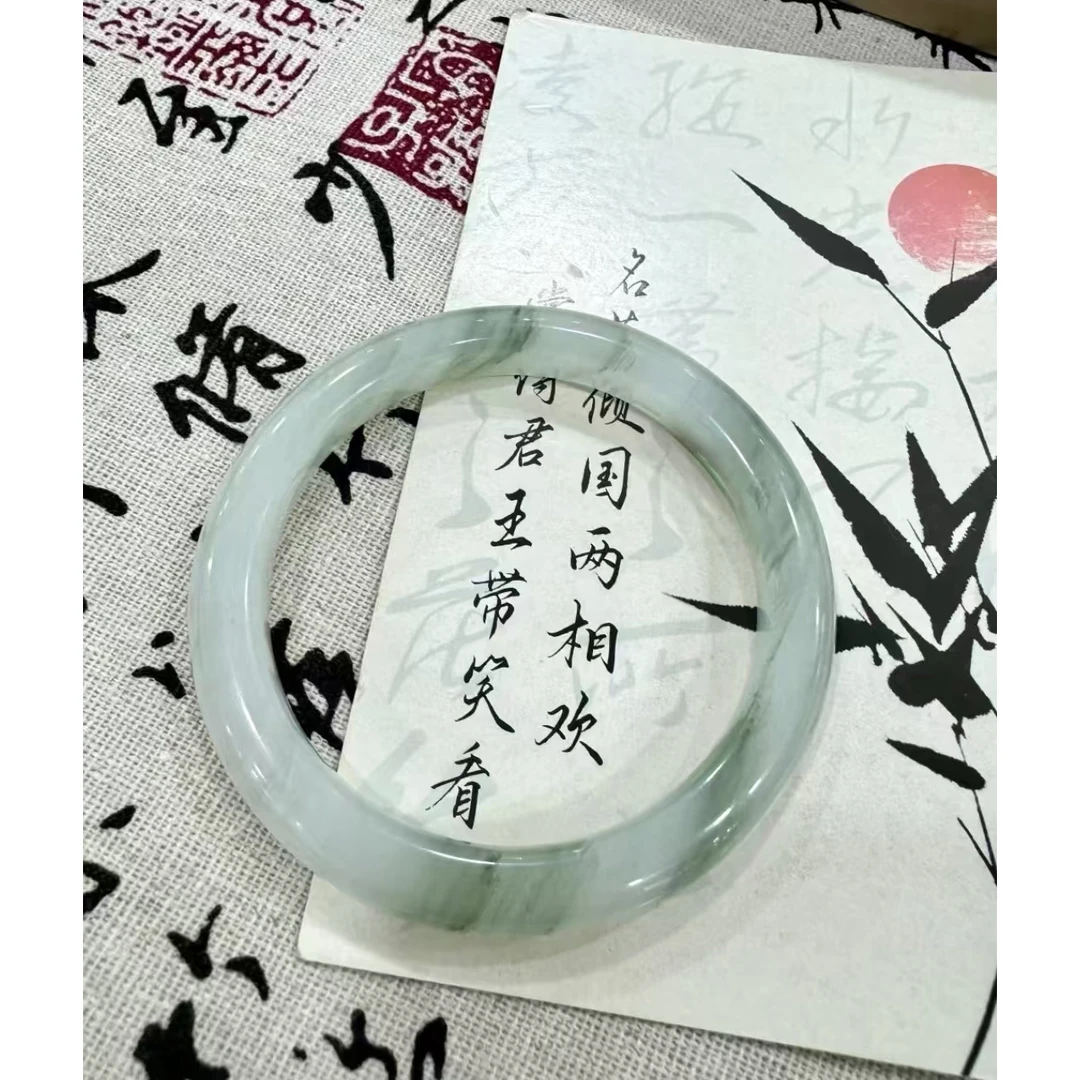 石英质玉天山翠手镯多样性发货 编号:287