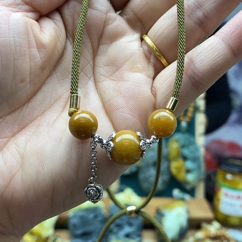 【闪购商品】蛇纹石玉挂件未镶嵌