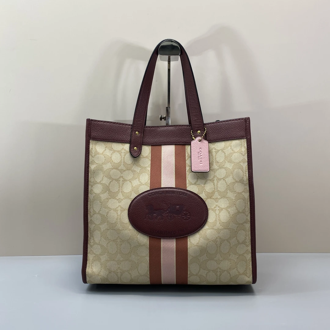 95新 COACH/蔻驰 field30红拼织物老花方托 30*30*15cmD071810