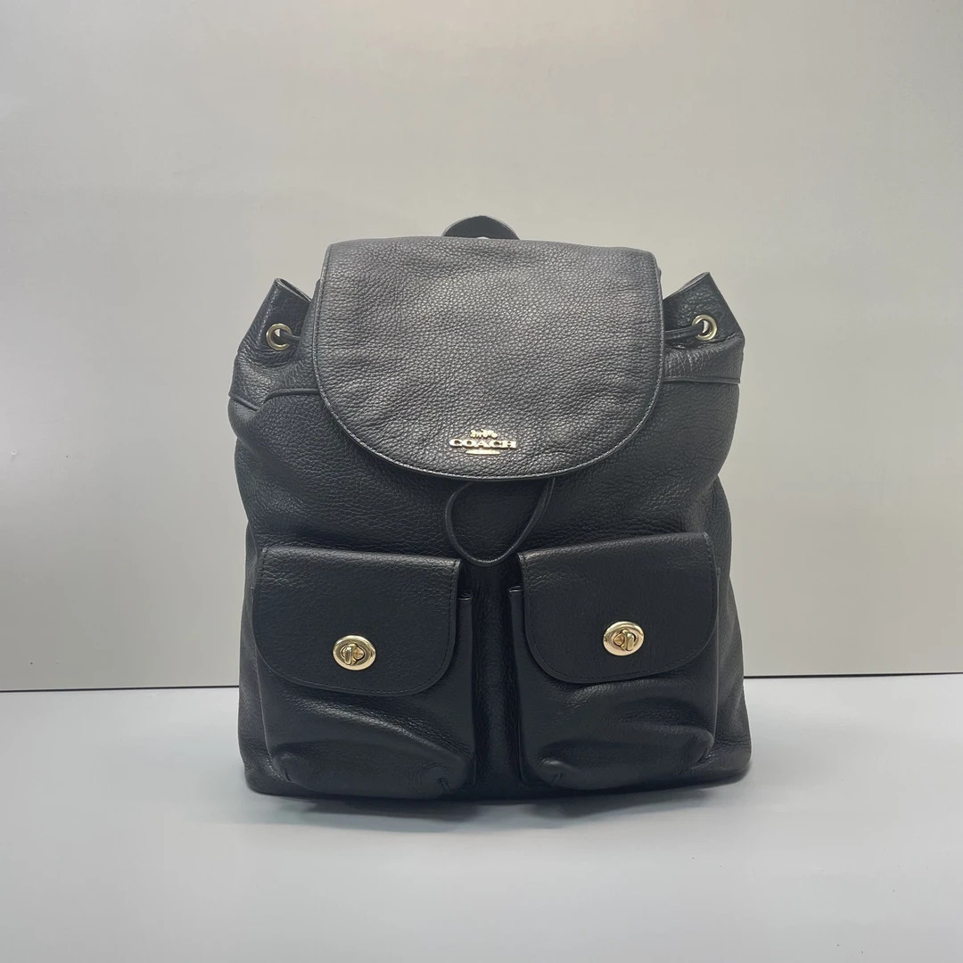 95新 COACH/蔻驰 黑色双肩包28x35x11cmD101515