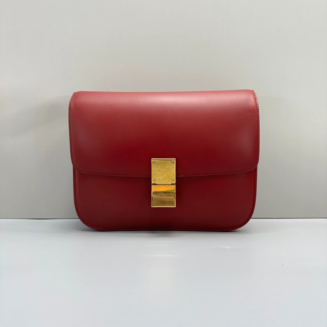 95新 Celine/思琳 BOX红色包(新标)23*18*6cmD061204