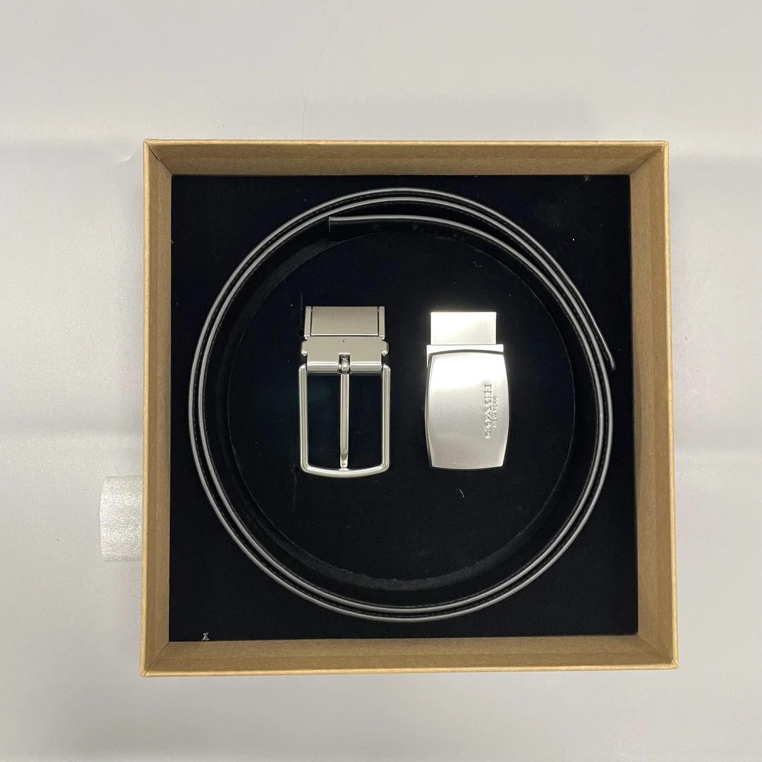 99新 COACH/蔻驰 黑色老花银色双皮带头腰带礼盒 长120cm 宽3cm