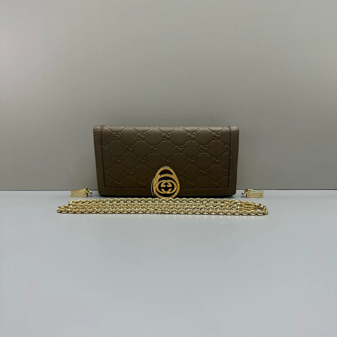 95新 GUCCI/古驰 灰色压纹长款钱包(不过检)19*10*1cmD071628