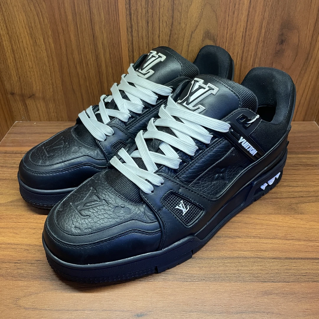 LouisVuitton/路易威登经典黑武士Trainer板鞋/正品/海叔特惠