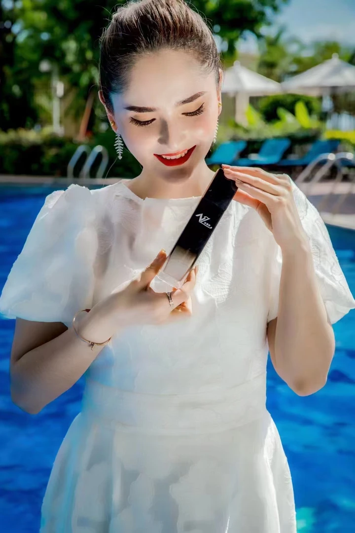 奈紫密美肌润颜保湿水