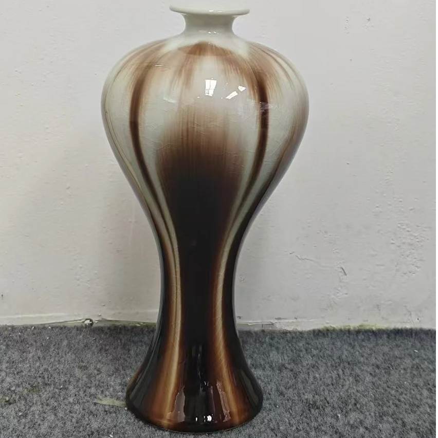 景德镇棕窑变梅瓶