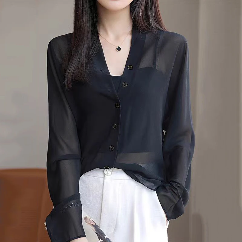 【凡黛卡】人间二两风~2025乔其纱纯色显瘦衬衫百搭减龄上衣 ND001